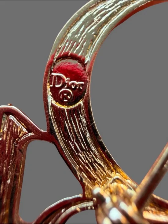 Vintage Gold-tone  'Dior' Logo Brooch - Picture 6 of 9